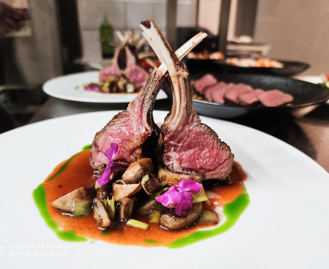 Gourmet Hotel Villa Patriot Mariánské Lázně Dış mekan fotoğraf