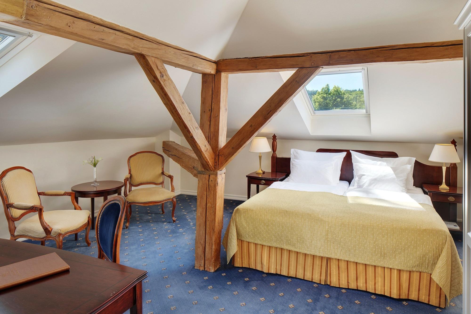 Gourmet Hotel Villa Patriot Mariánské Lázně Dış mekan fotoğraf
