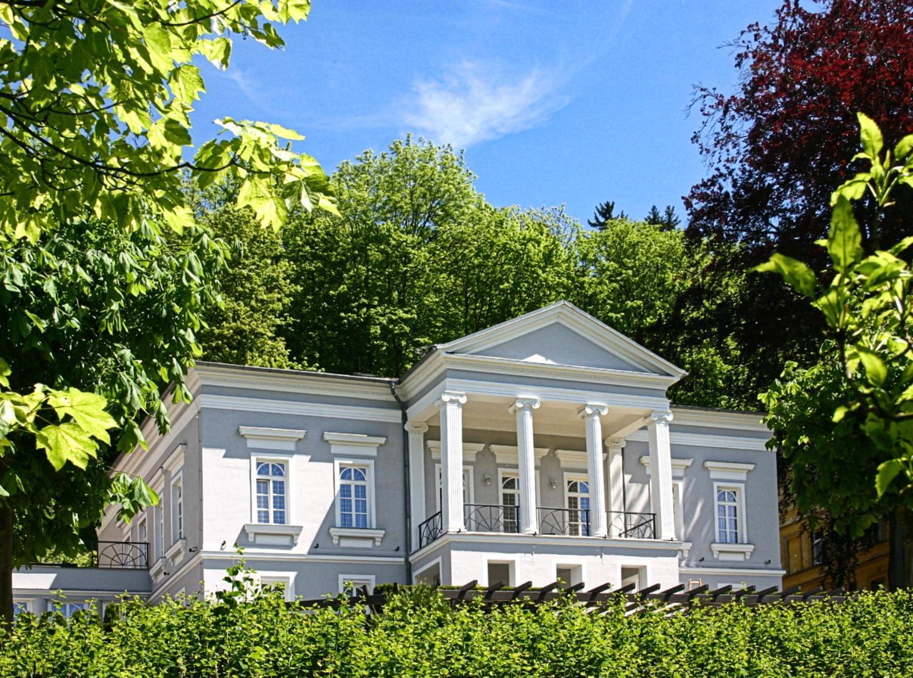 Gourmet Hotel Villa Patriot Mariánské Lázně Dış mekan fotoğraf