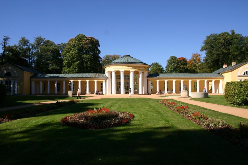 Gourmet Hotel Villa Patriot Mariánské Lázně Dış mekan fotoğraf