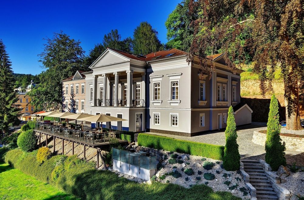 Gourmet Hotel Villa Patriot Mariánské Lázně Dış mekan fotoğraf
