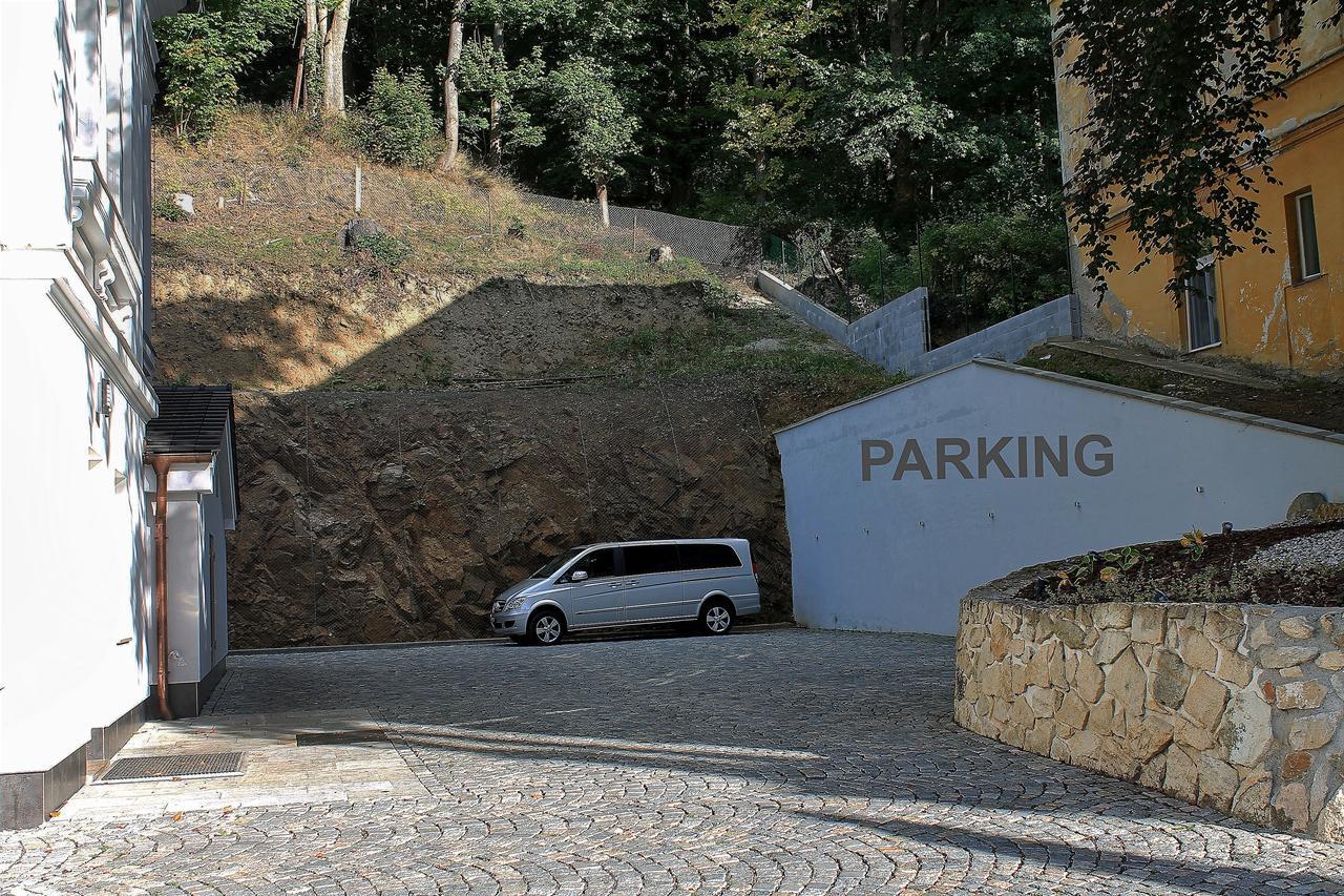 Gourmet Hotel Villa Patriot Mariánské Lázně Dış mekan fotoğraf