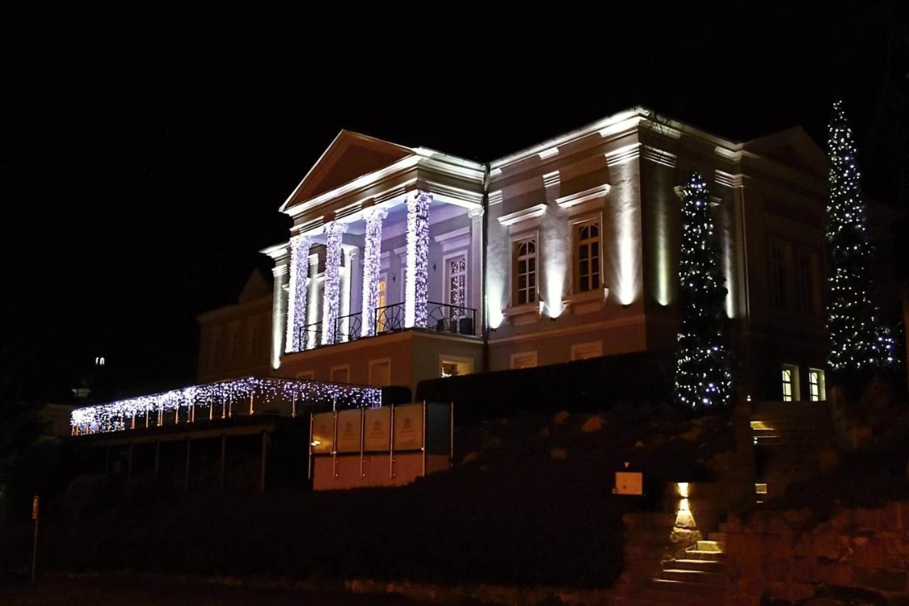 Gourmet Hotel Villa Patriot Mariánské Lázně Dış mekan fotoğraf